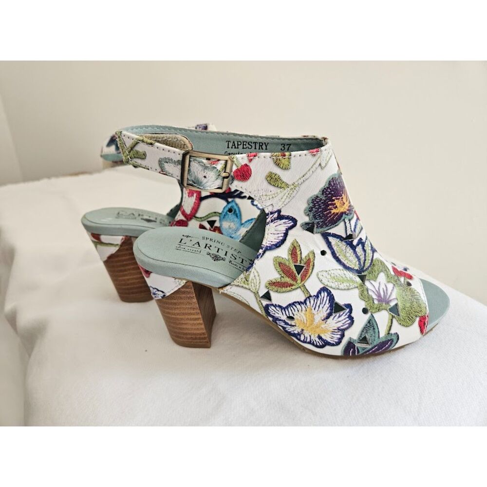 Spring Step, L'Artiste Shootie, size 7